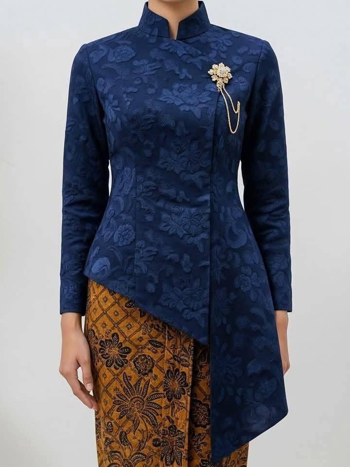 kebaya biru dongker