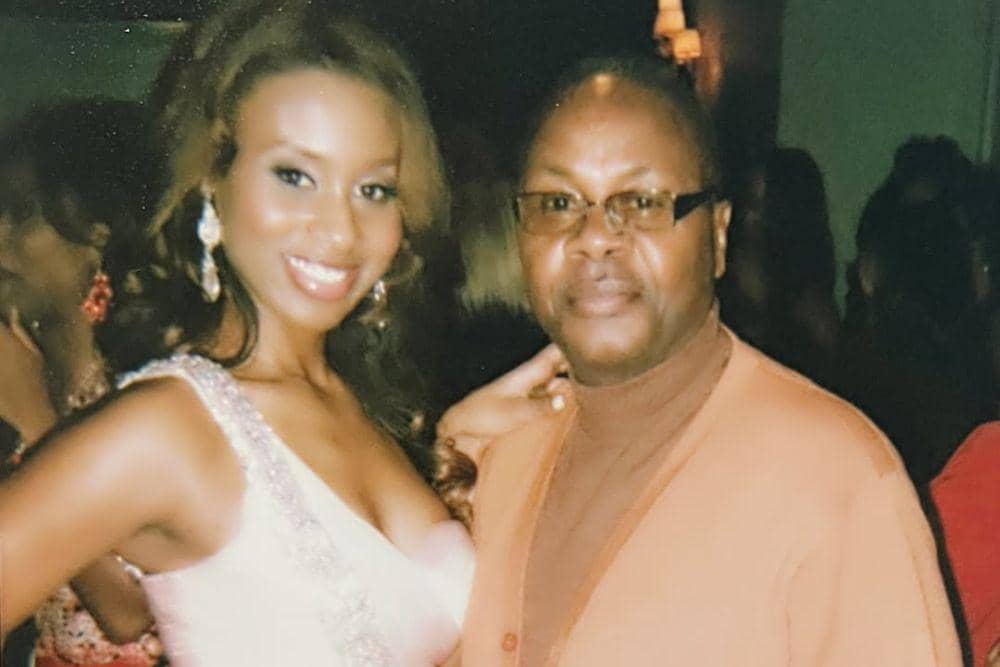 Fakta Keluarga MonaLesa Brackett