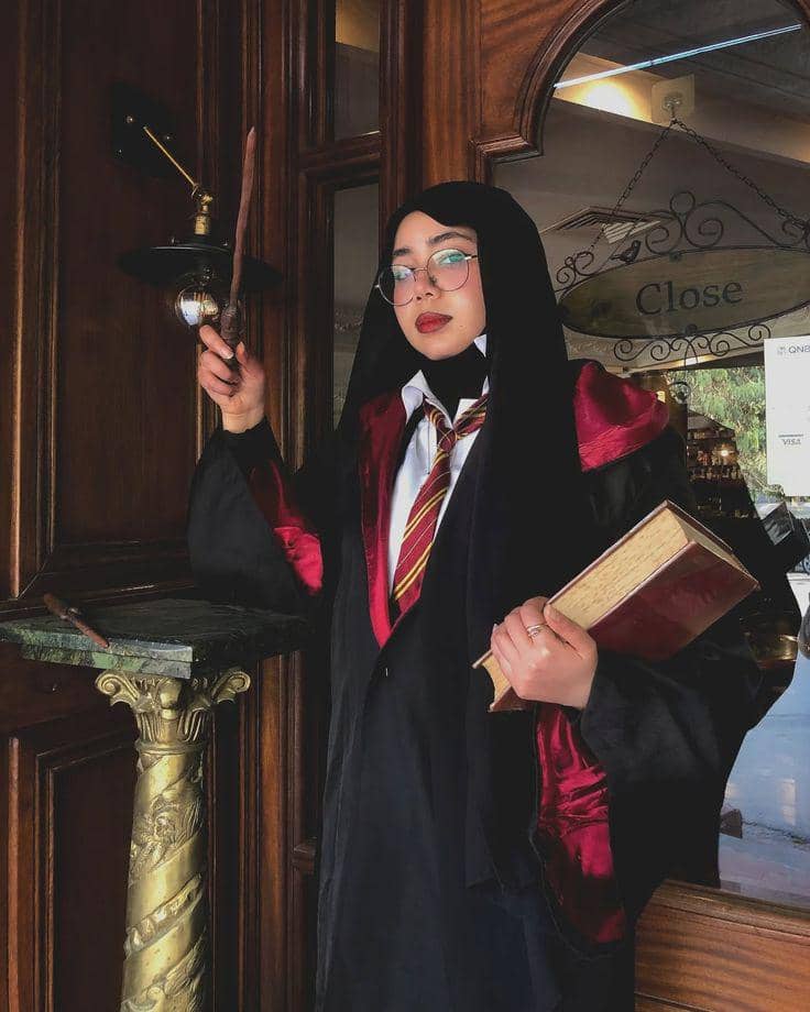 kostum Halloween wanita hijab