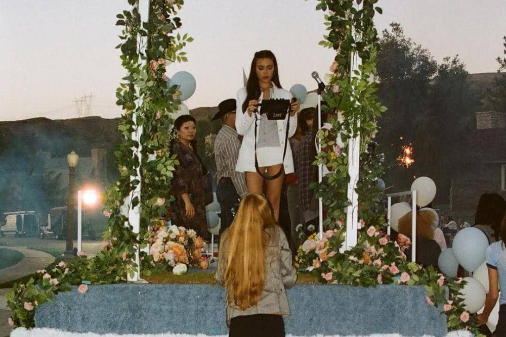 Lirik dan Makna Lagu “Bittersweet” dari Madison Beer