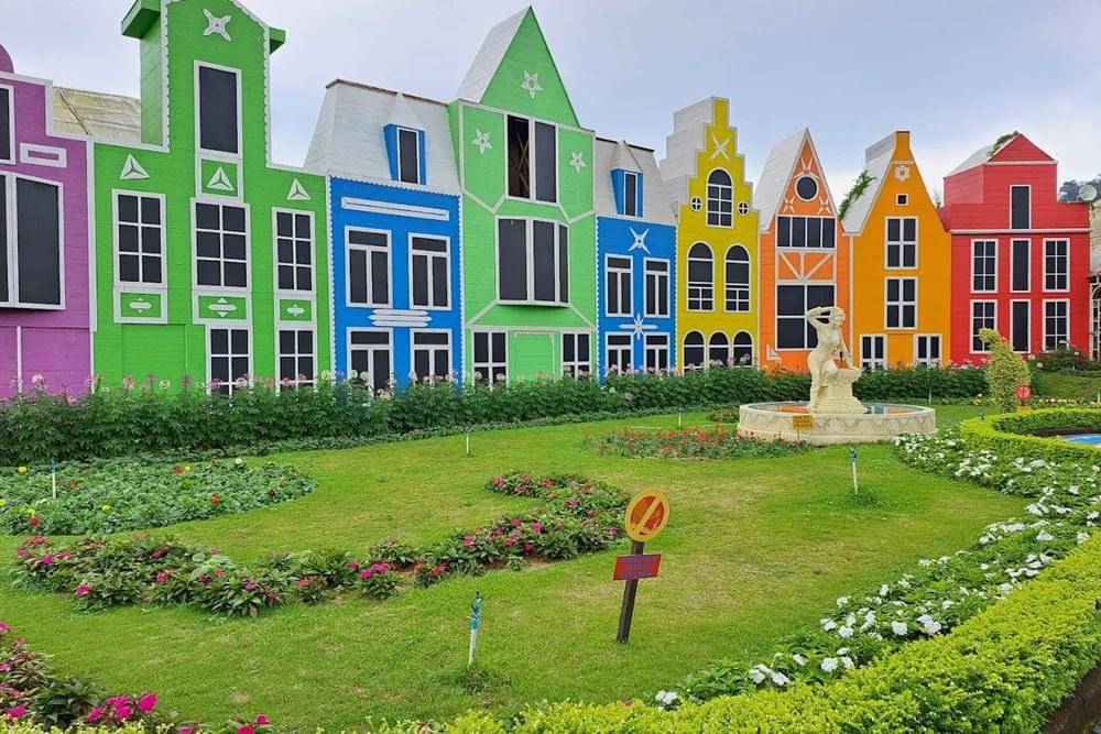 Florawisata Santerra.jpg