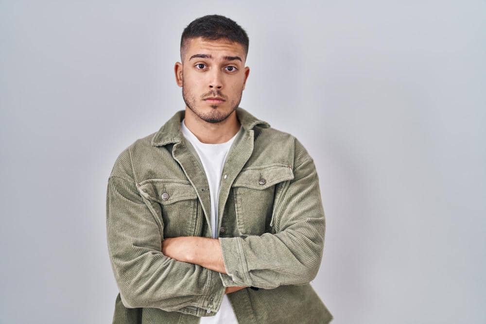 ilustrasi cowok ngambek (freepik.com/krakenimages.com)