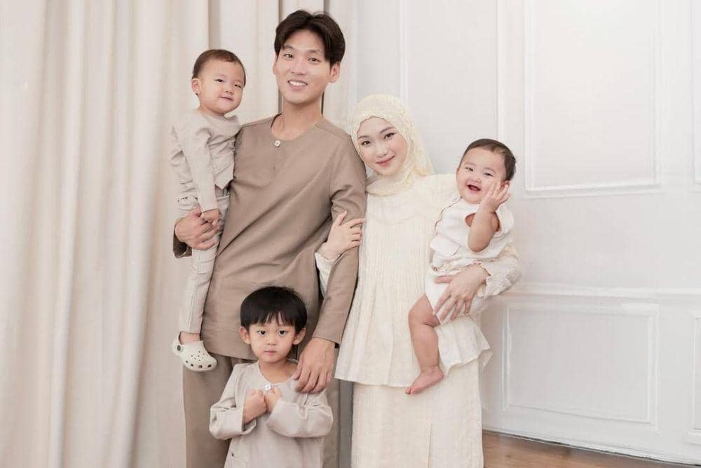 Ini Klarifikasi Julia Prastini Terkait Perselingkuhannya