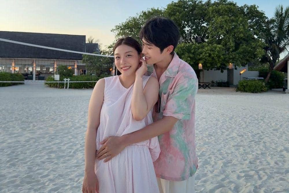 Curhatan Ailee dan Choi Si Hun Sebagai Pejuang Garis Dua