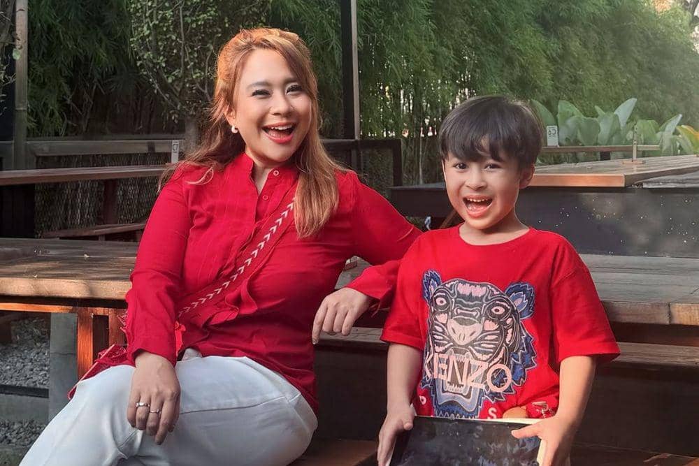 Chikita Meidy dan Indra Adhitya Resmi Cerai