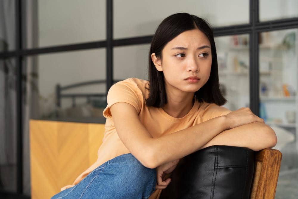 ilustrasi wanita merasa insecure (freepik.com/freepik)