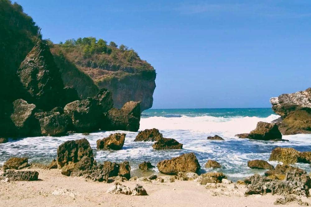Pantai Wohkudu, Gunungkidul. (instagram.com/deboraglori)