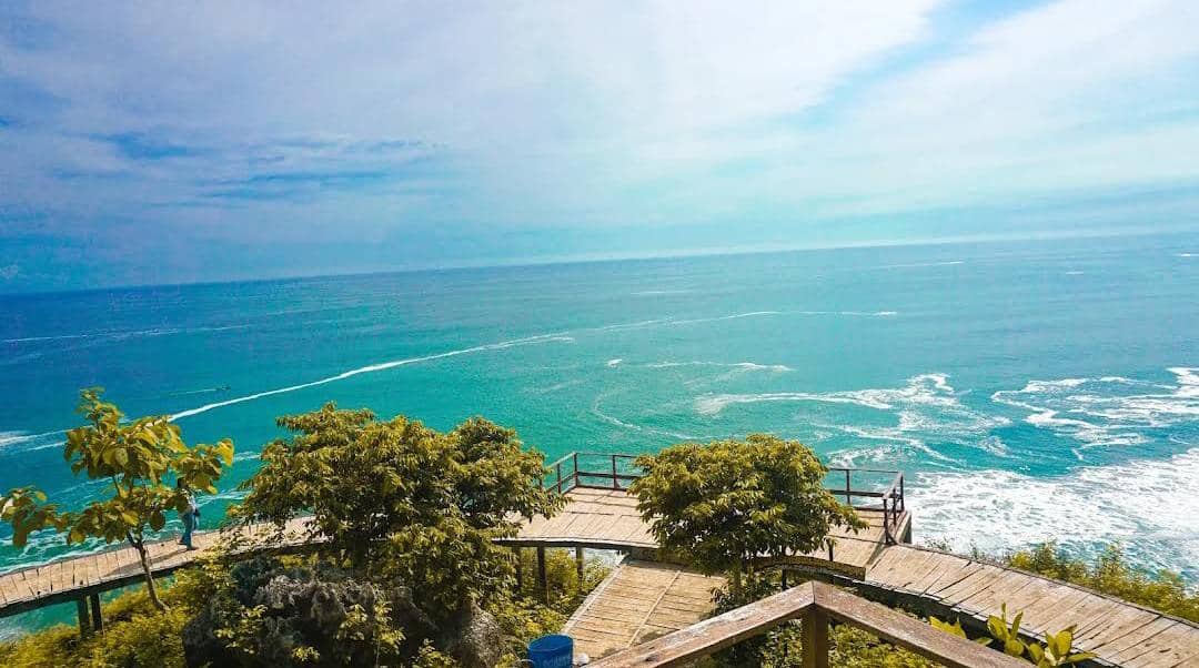 tempat wisata kebumen - pantai Surumanis