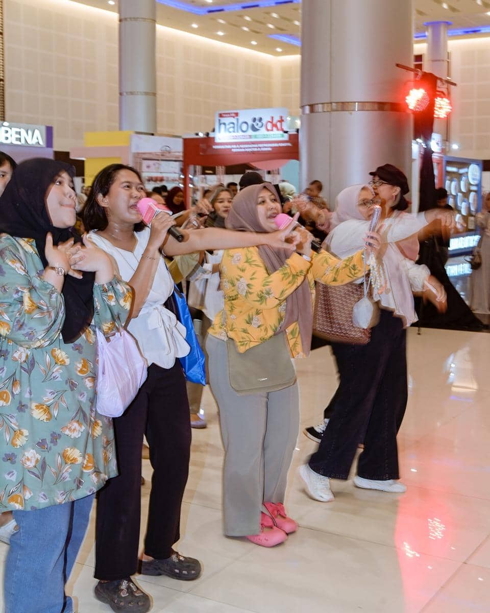 Keseruan Karaoke Session (Dok. IDN)