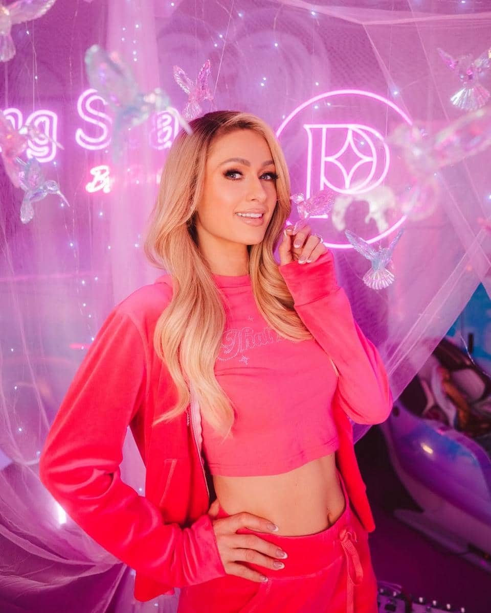 Sumber kekayaan Paris Hilton