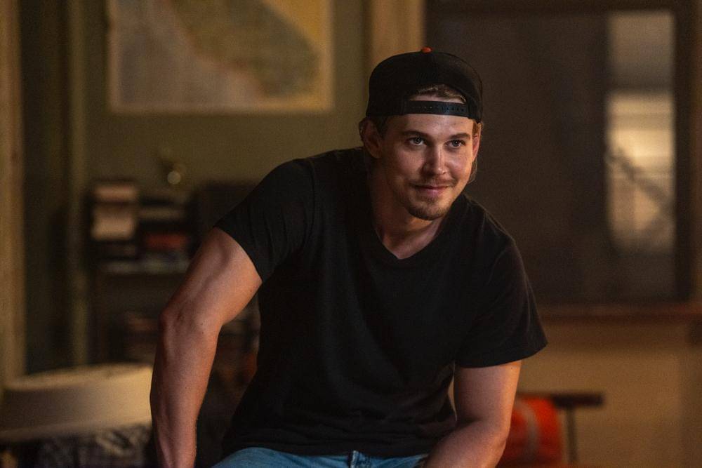 Caught Stealing 14.jpg