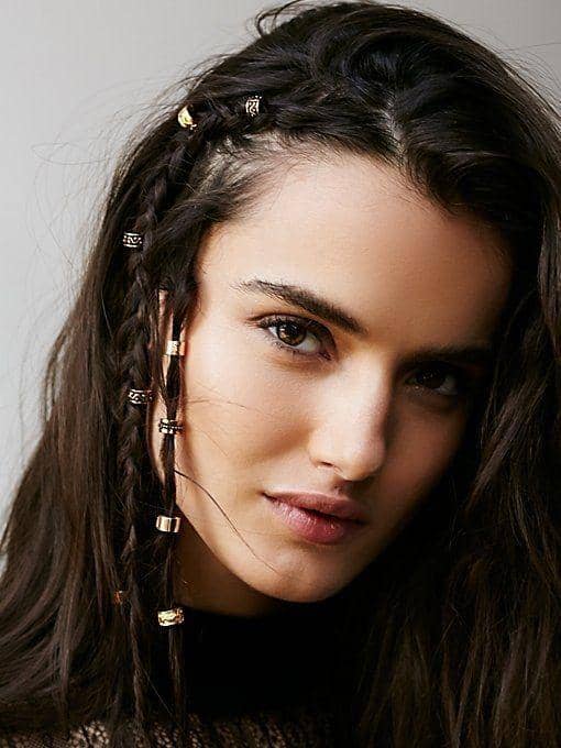 ide styling rambut dengan hair cuffs