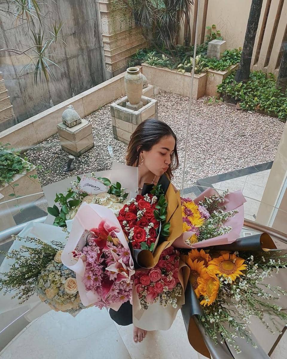 Gaya Pacaran Nicole Parham dan Kekasih