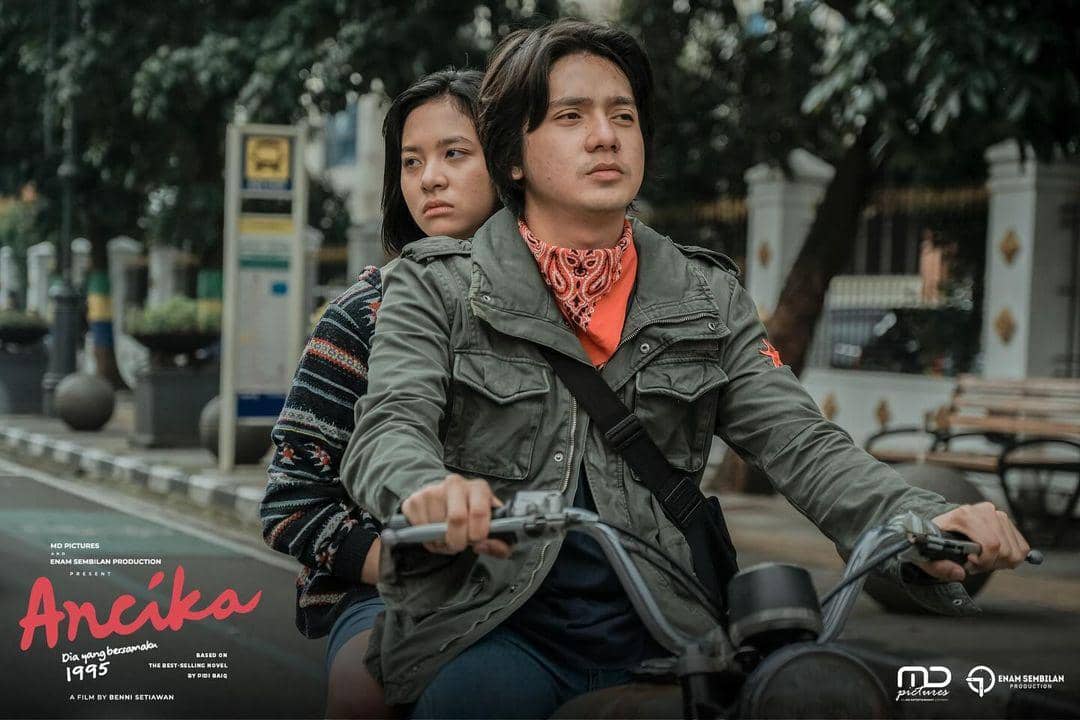 Arbani Yasiz (Dilan 1995, Ancika: Dia yang Bersamaku 1995)