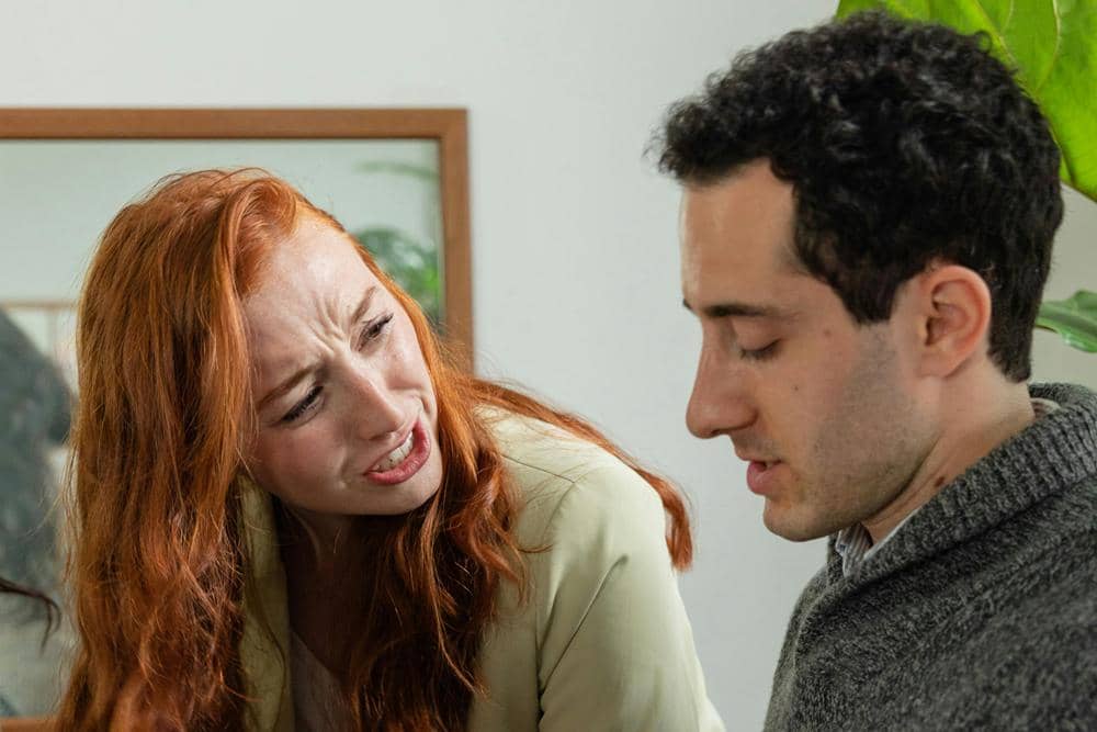 ilustrasi perempuan tersinggung (pexels.com/RDNE Stock project)