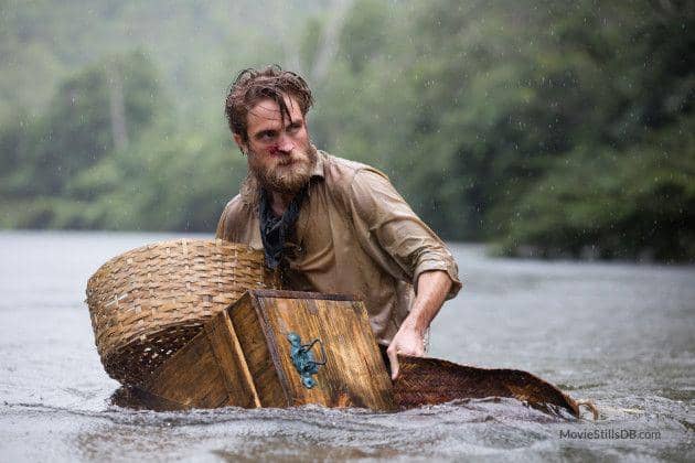 cuplikan adegan yang diperankan Robert Pattinson dalam film The Lost City of Z