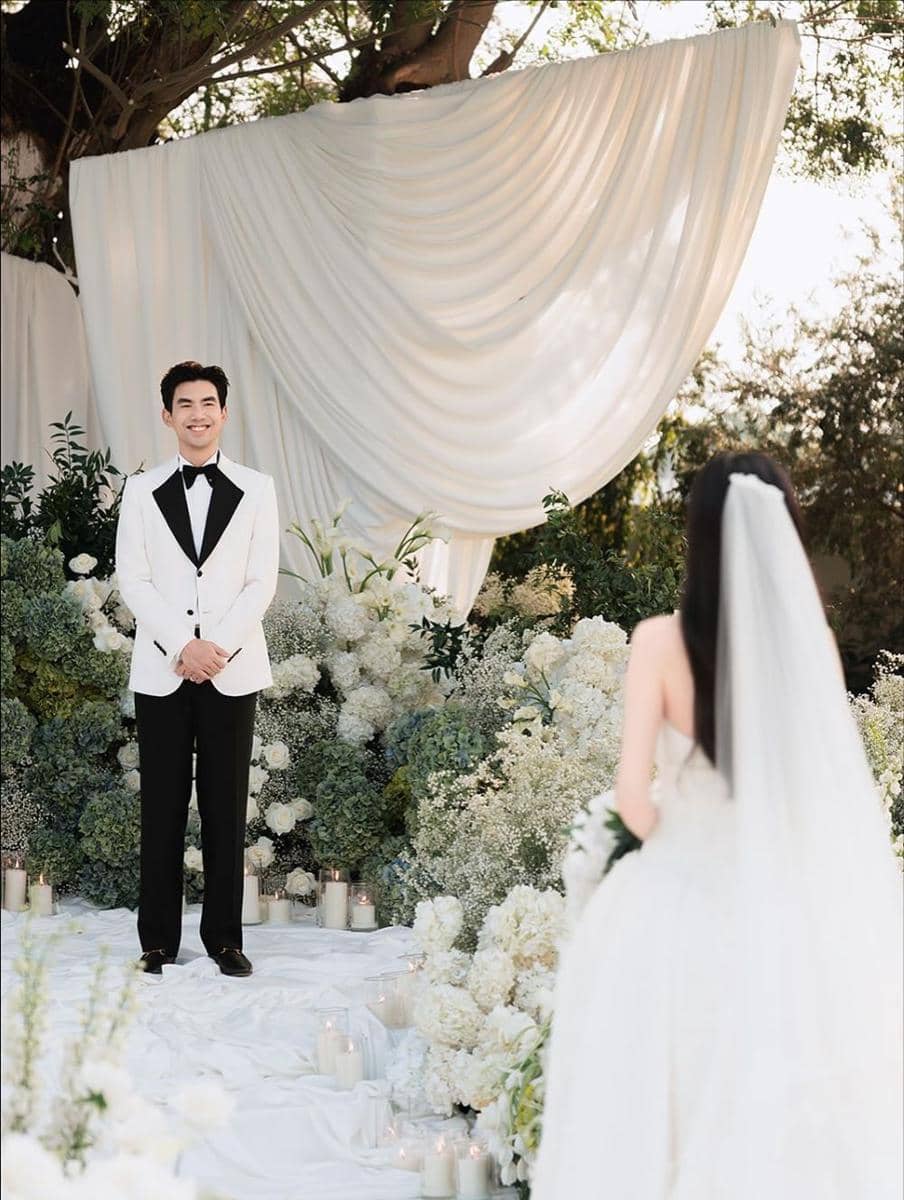 Potret Pernikahan Davika Hoorne dan Ter Chantavit