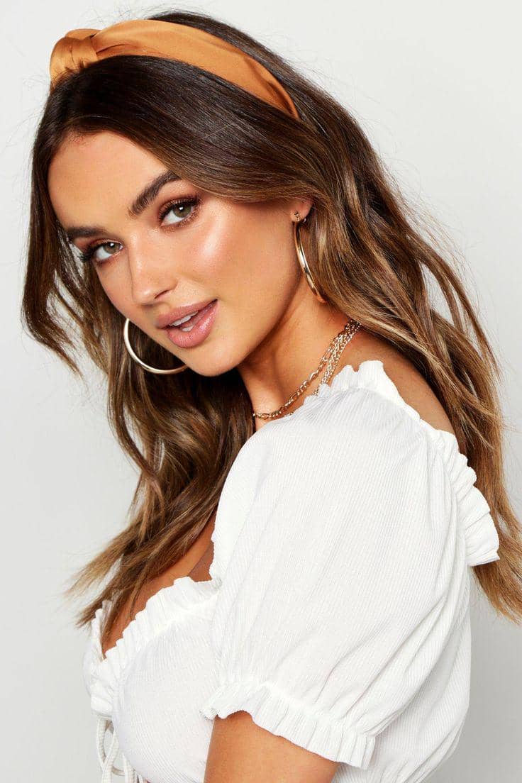 ide styling rambut dengan twist headband