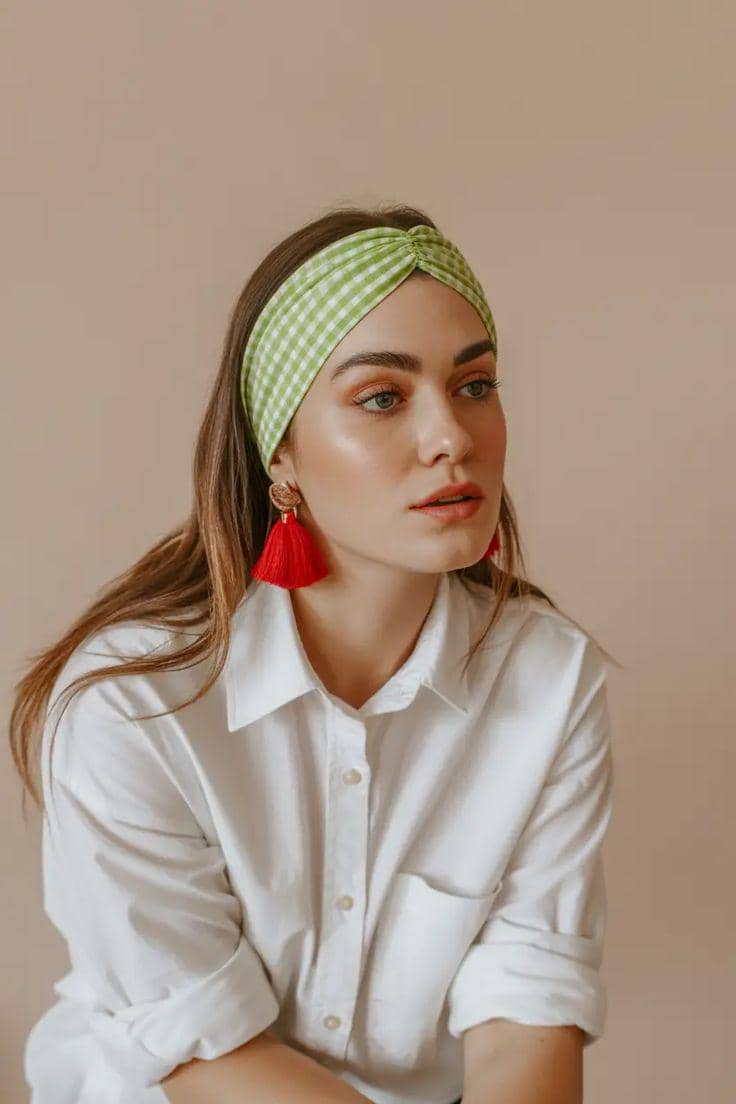 ide styling rambut dengan twist headband