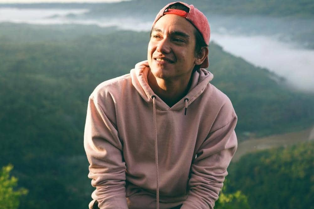 Adipati Dolken (intsagram.com/adipatidolk)