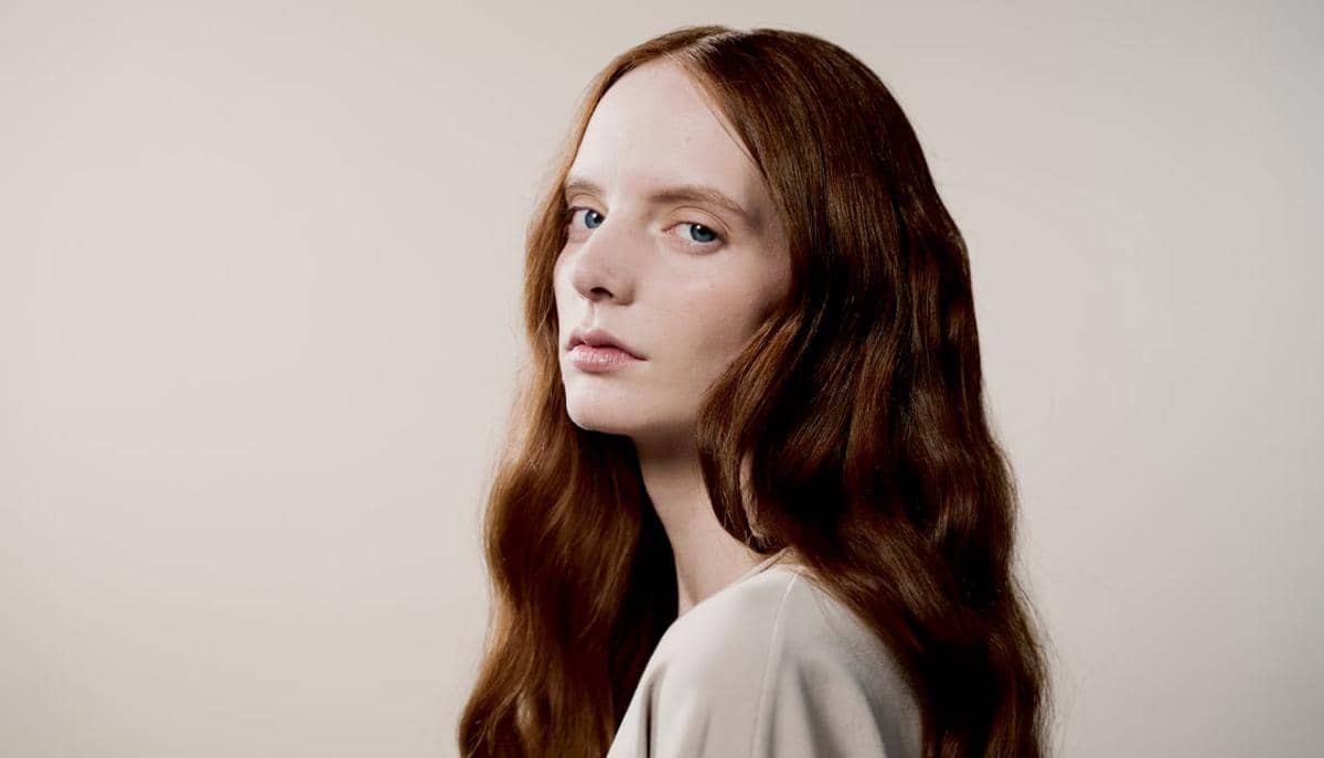 Ilustrasi warna rambut Chestnut Brown