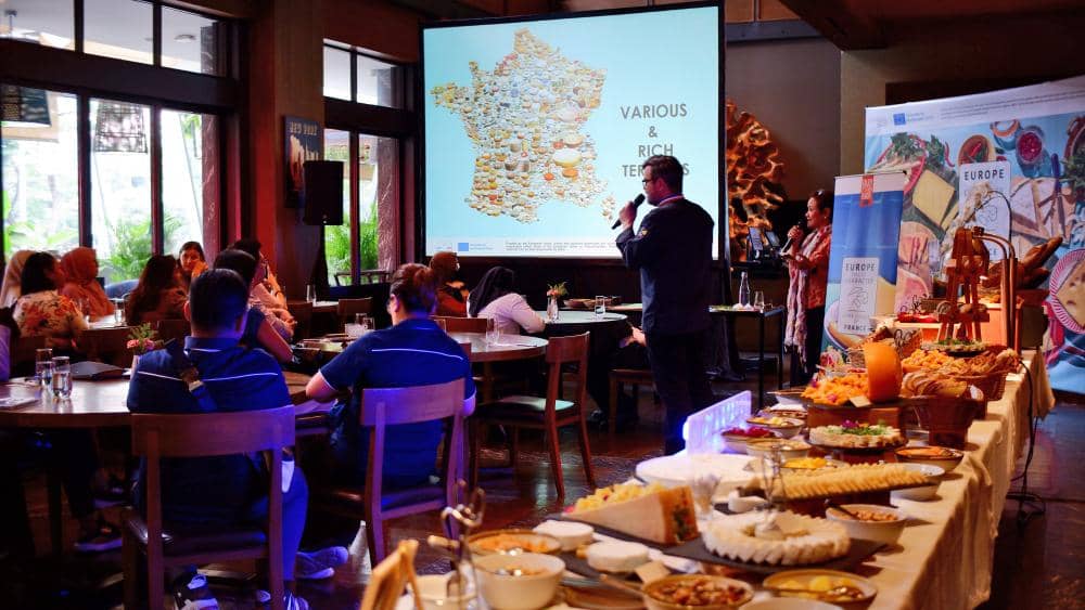 Cheese Eat Up - Jakarta masterclass with François Robin.jpg