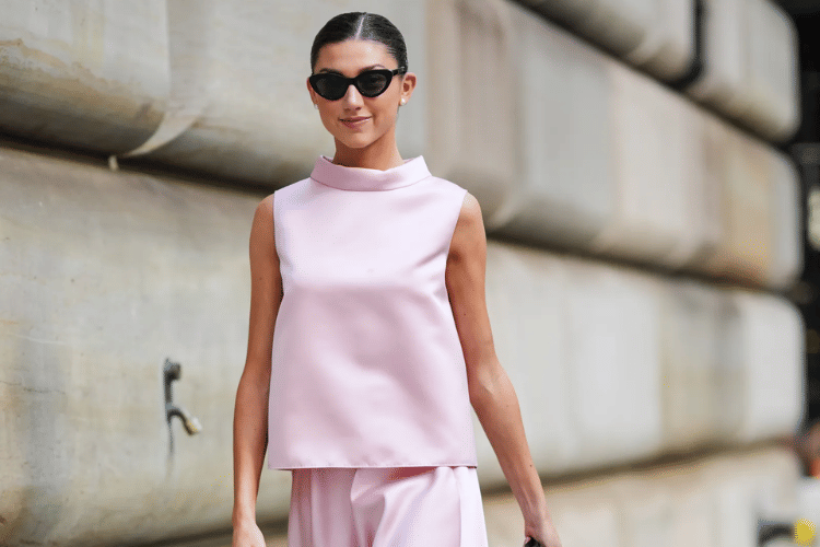 Cover Warna Soft - whowhatwear.com .png