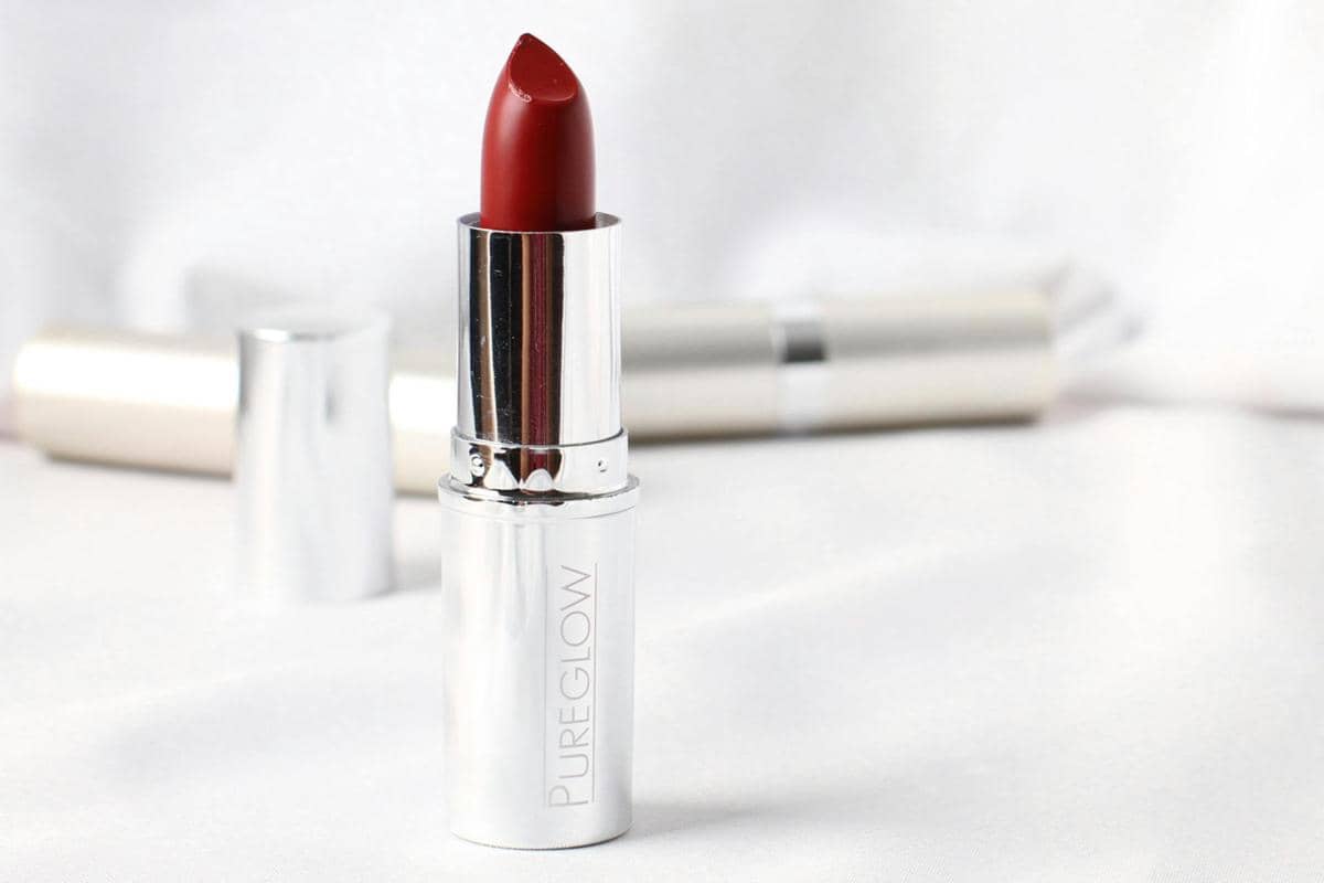 lipstik warna maroon