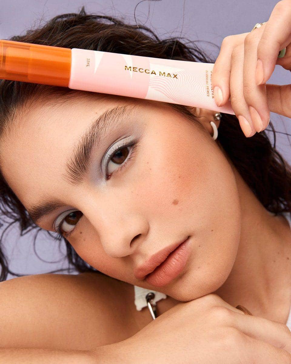 ilustrasi make up Soft Metallic Eyes