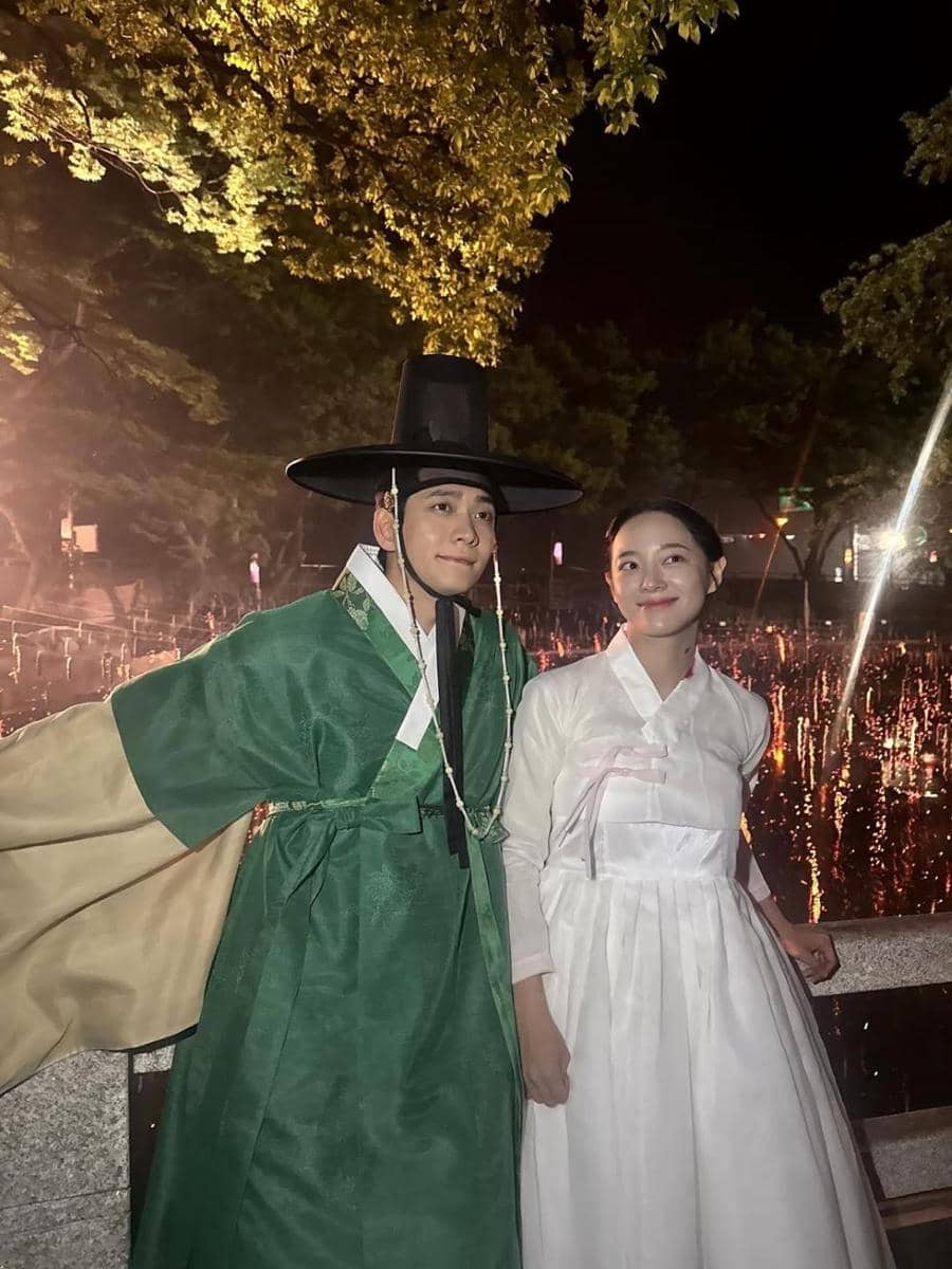 Potret Kedekatan Kang Tae Oh dan Kim Se Jeong