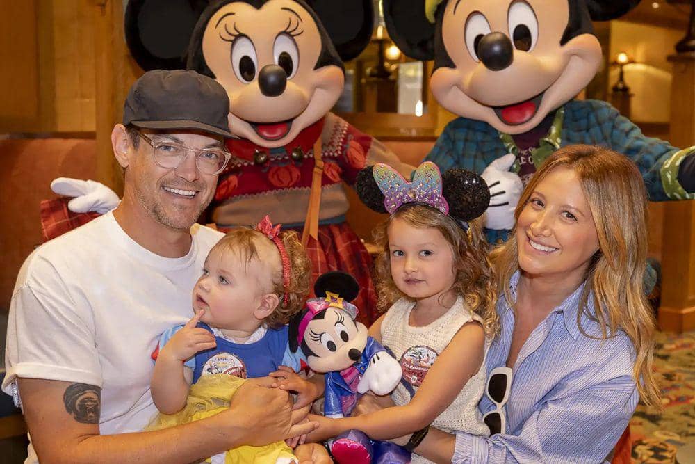 Ashley Tisdale Ganti Nama