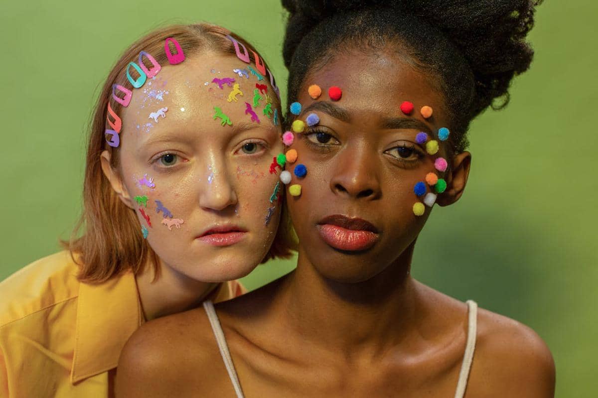 ilustrasi tren beauty Bebot, Kikay, dan Kakaibabe