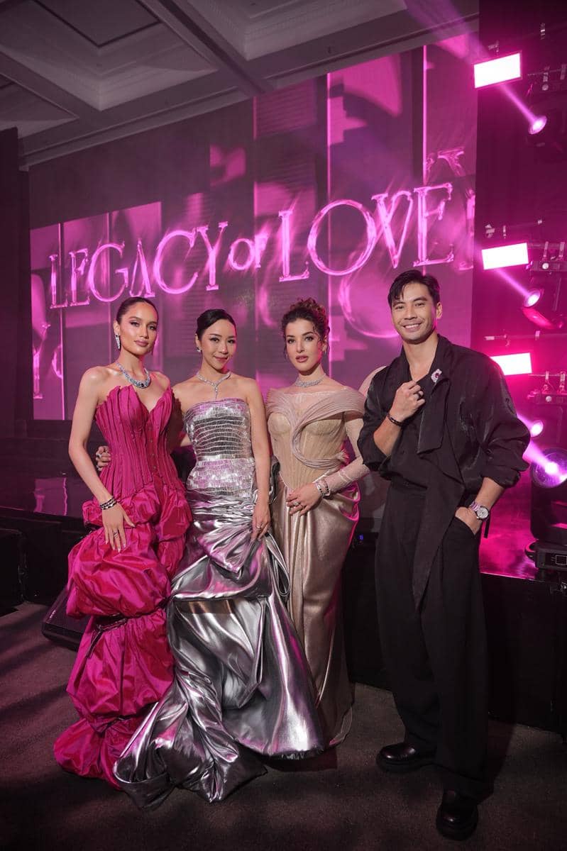 Cinta Laura (Brand Ambassador), Airyn Tanu (COO Passion Jewelry Group), Tasya Farasya (Friends of The House) and Yoshi Sudarso (Friends of The House).JPG