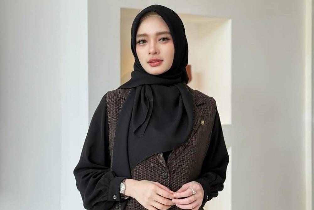 Inara Rusli Diduga Jadi Selingkuhan