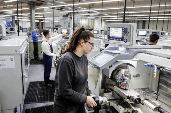 Salinan dari Salinan dari BEFORE_20251125_060538_0007.png