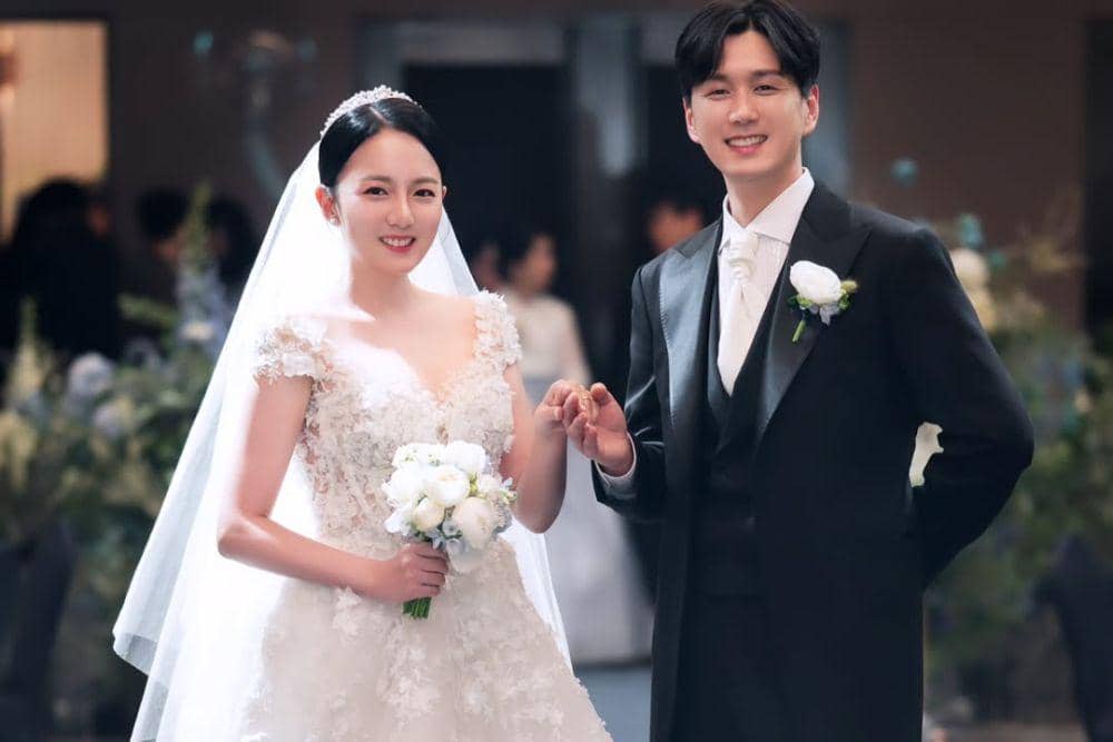 Pasangan Artis Korea yang Menikah Setelah 10 Tahun Pacaran