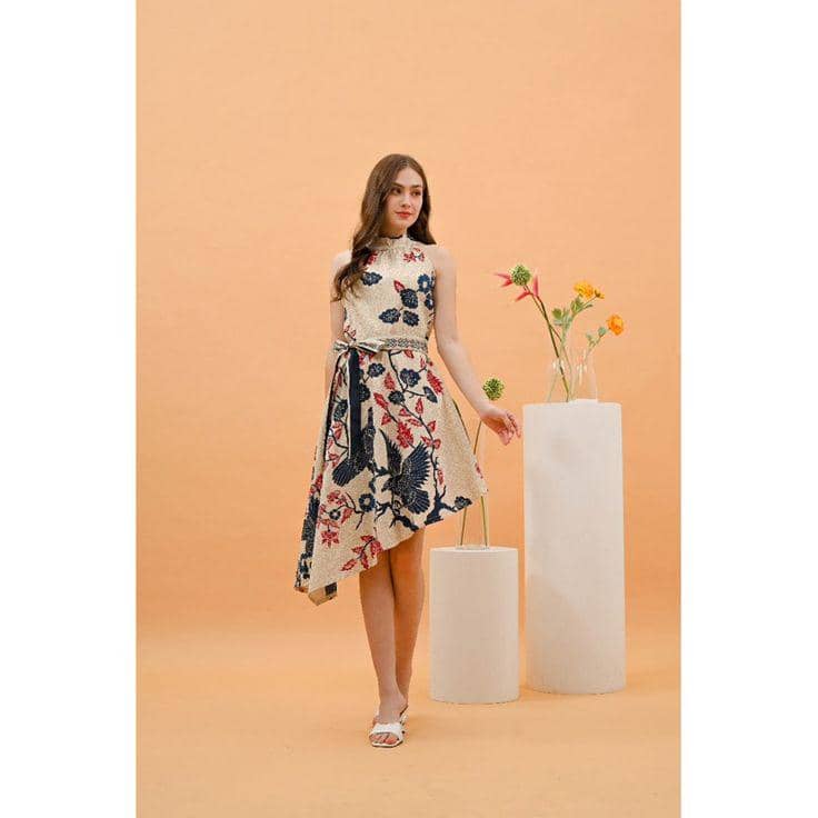 dress batik pesta elegan modern