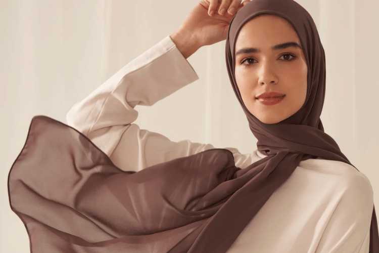 Cover Hijab Anti Licin - hautehijab.com.png