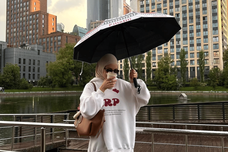 instagram.com/alyonatata