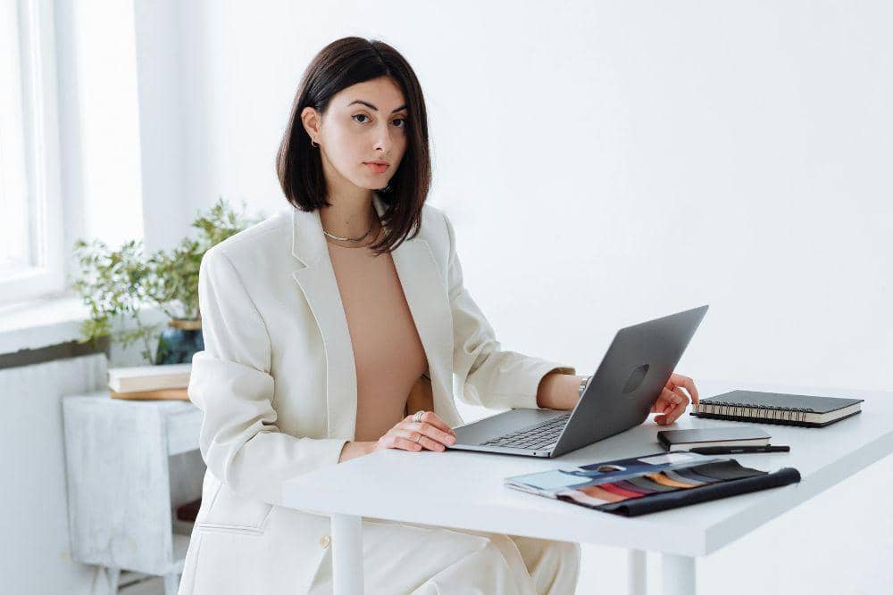 Warna Keberuntungan Shio Tikus Tahun 2026