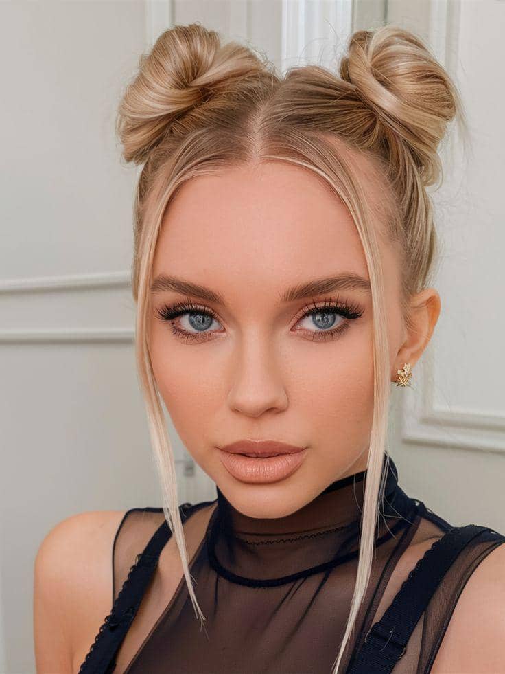 variasi double bun hairstyle