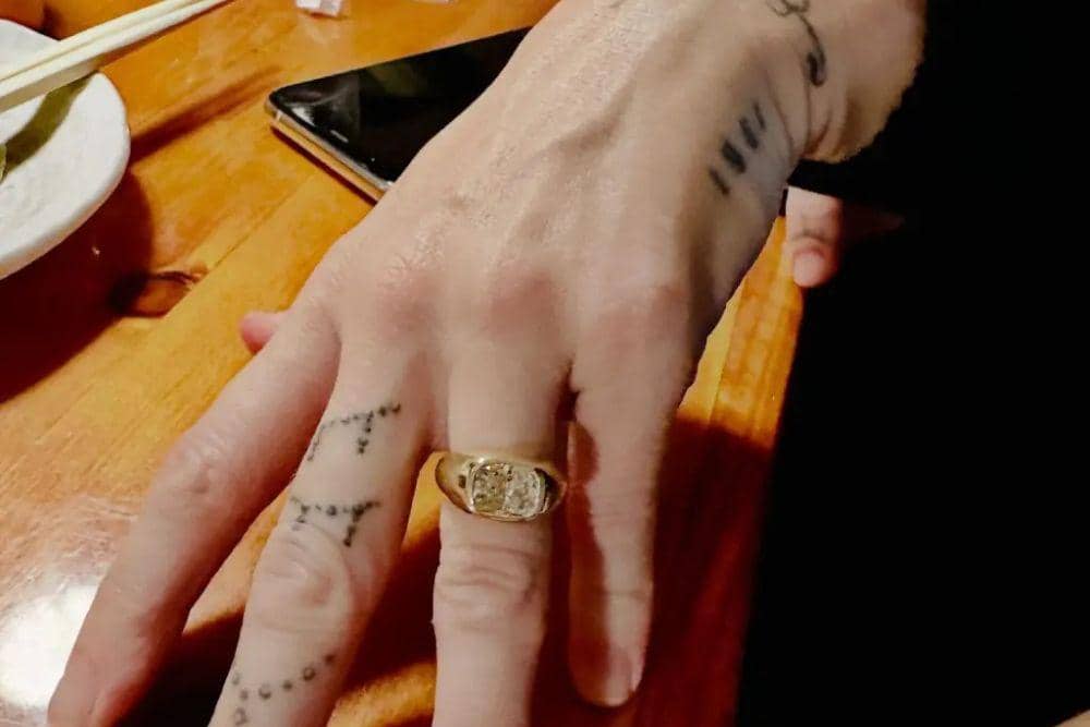 Miley Cyrus dan Maxx Morando Tunangan