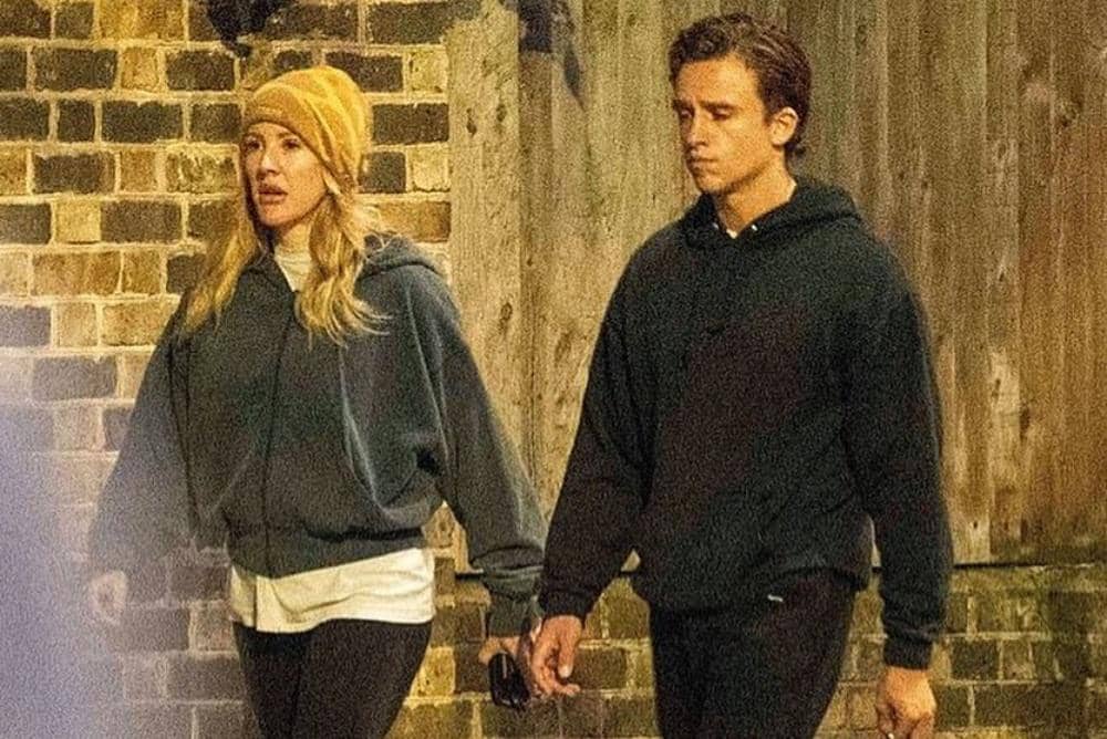 📸- @EllieGoulding was spotted for the first time with new boyfriend Beau Minniear as they enjoy.jpg