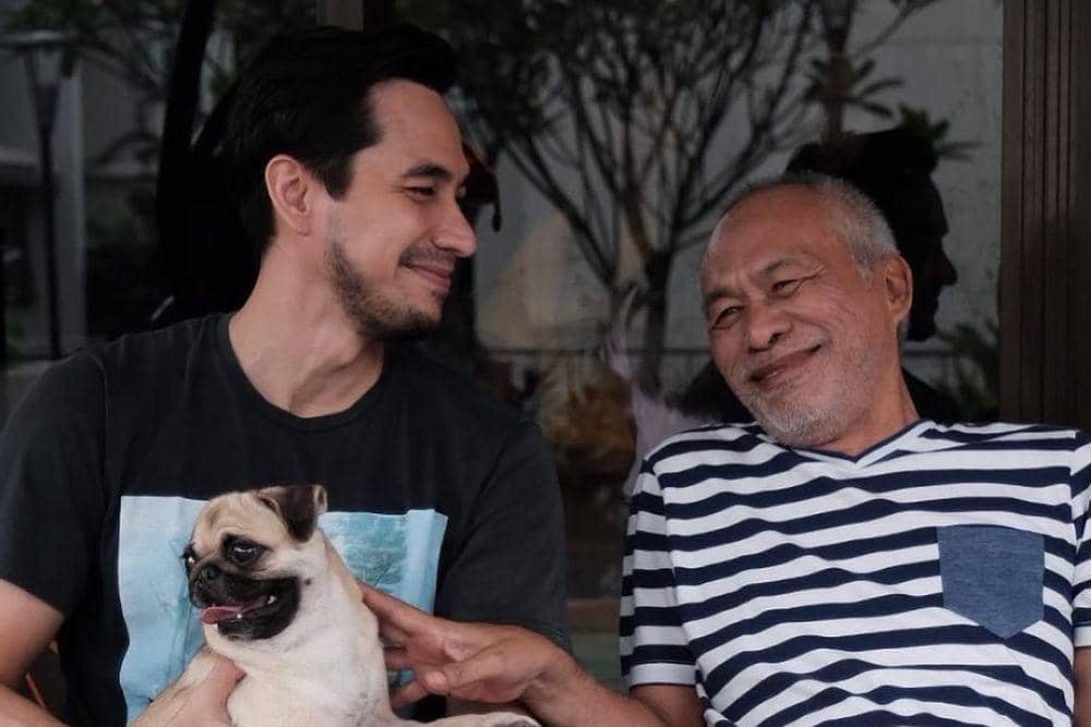 Deretan Artis Indonesia yang Kehilangan Orang Tuanya di Tahun 2025