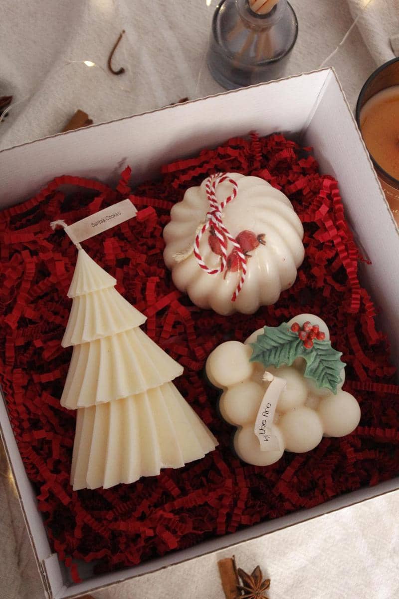 Aromatic candle hampers