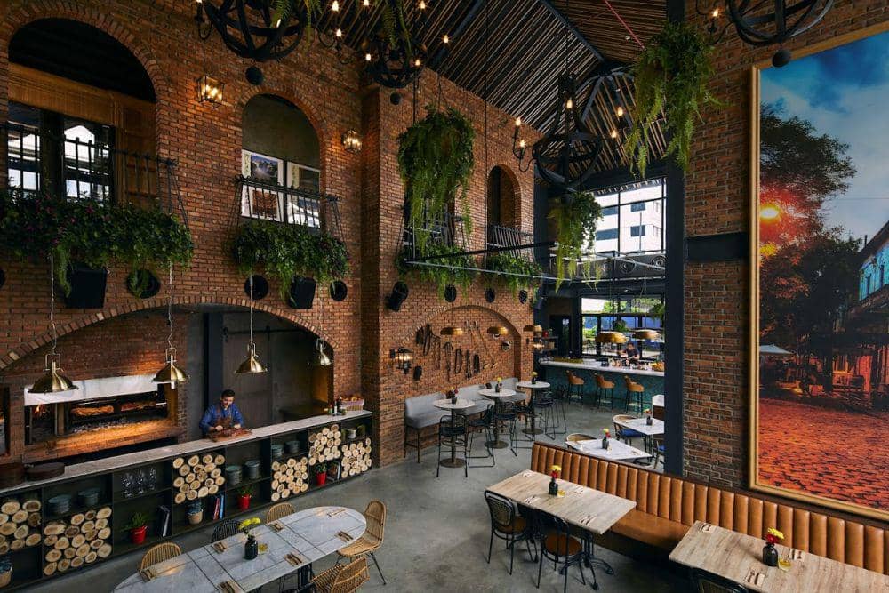 Area dining di Sudestada Jakarta. (Dok. Sudestada Jakarta)