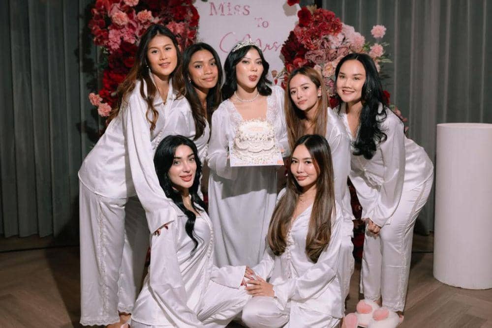 Potret Bridal Shower Hanum Mega Bareng Sahabat