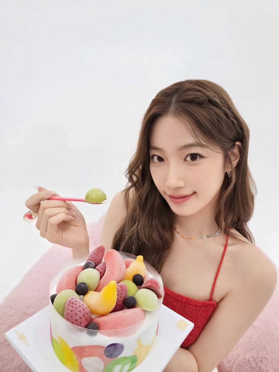 Kazuha 'LE SSERAFIM'