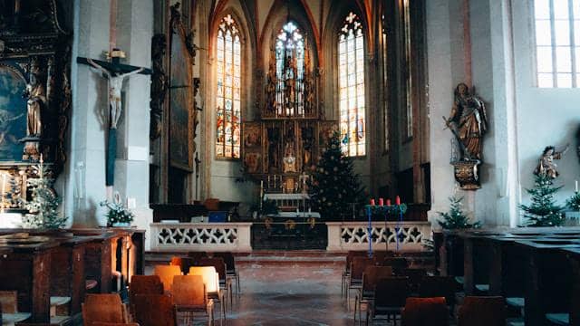 dekoreasi natal gereja sederhana