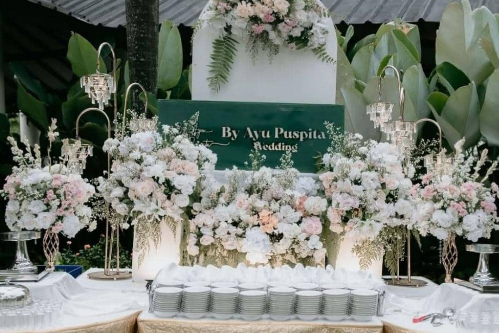 The Wedding Of Sintia & Egi 💍📍 Teras Basofi___________________________________By Ayu PuspitaAl.jpg